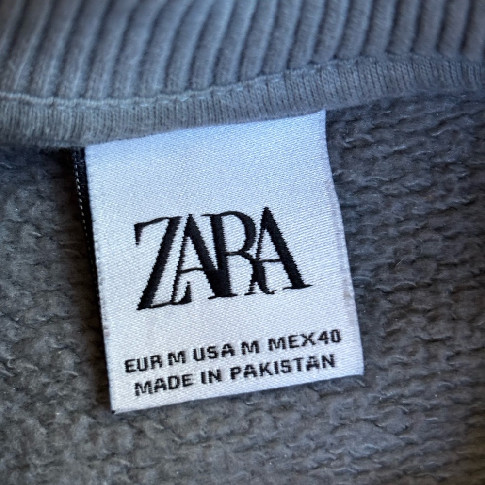 Women’s ZARA Classic Gray Crewneck MEDIUM - Picture 3 of 5